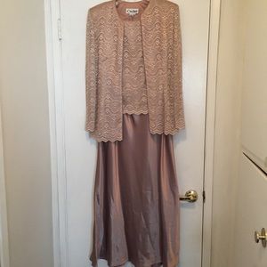 Cachet gown - Size 10 Made in the USA